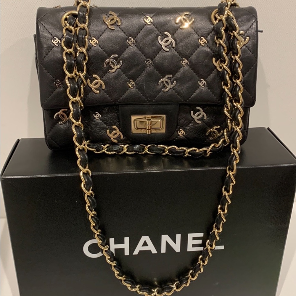 🖤 RARE 07P CHANEL Punk Rock 2.55 CC Charm Black Silver Gold Quilted Flap Bag